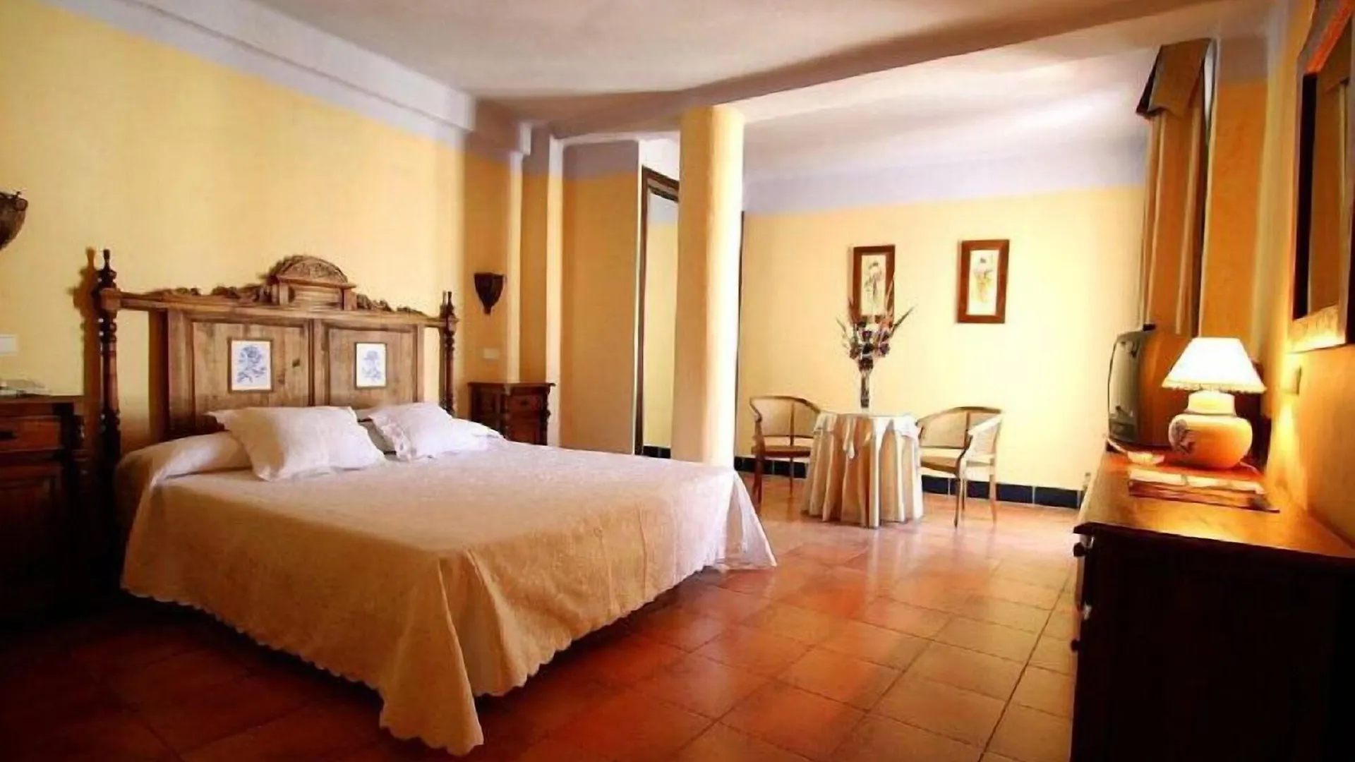 אובדה Hotel Rosaleda Don Pedro 4*,  ספרד