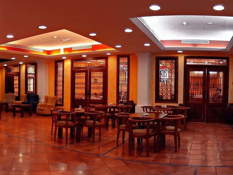Hotel Rosaleda Don Pedro Убеда